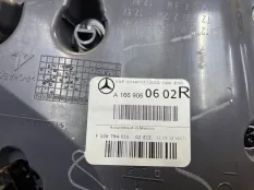 Фонарь внутренний правый Mercedes GLS X166