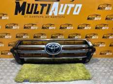 Решетка радиатора передняя Toyota Land Cruiser 200