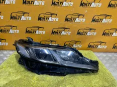 Фара правая Toyota Camry 70 2017-2020