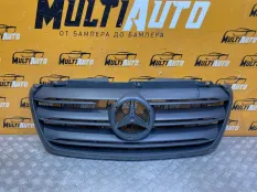Решетка радиатора Mercedes Sprinter W910 2018-