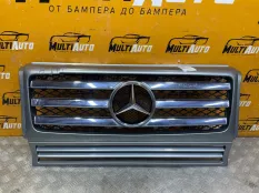 Решетка радиатора Mercedes G classe W463 2012-2015