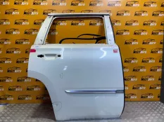Дверь задняя правая Cadillac Escalade 4 6.2L V-8