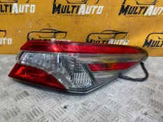 Фонарь наружний правый Toyota Camry 70 A25AFKS