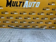 Молдинг двери передний левый Toyota Camry 70