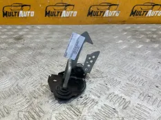 Замок капота правый BMW 7 Series F01 N63В44 4.4L