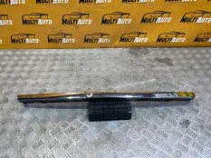 Накладка крышки багажника BMW 7 Series F01 N63В44