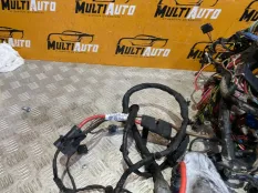 Проводка моторного отсека BMW 7 Series F01 N63В44