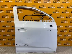 Дверь передняя правая Chevrolet Orlando 1