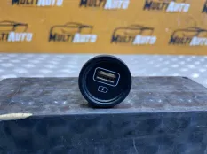 Разъем USB Kia Seltos 1 G4NH 2.0 MPI 147HP 2021