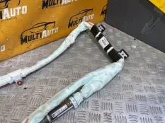 Шторка безопасности правая Hyundai Tucson 3 G4FJ