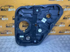 Стеклоподъемник задний правый Hyundai Tucson 3