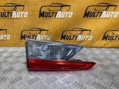 Фонарь внутренний левый Lexus RCF USC10 2UR-GSE