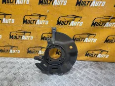 Кулак поворотный передний правый KIA Sorento 2 XM