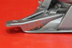 Накладка противотуманной фары передняя Toyota Land