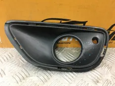 Накладка противотуманной фары передняя левая