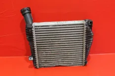 Интеркулер правый Porsche Cayenne 958 2010-2018