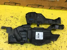 Дефлектор радиатора передний правый Honda CR-V 4