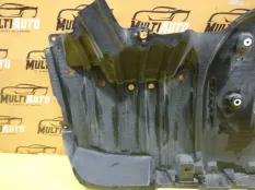 Защита бампера задняя левая Toyota Camry 70