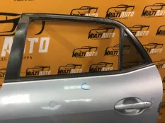 Дверь задняя левая Toyota Auris E150 2006-2012
