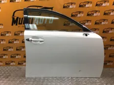 Дверь передняя правая Lexus IS 2 2005-2013