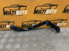 Кронштейн бампера задний правый Toyota Land