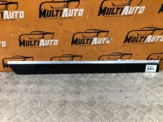 Молдинг двери задний правый Mercedes GL X164