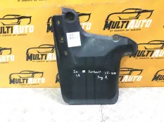 Брызговик задний правый Toyota Fortuner 2 AN160