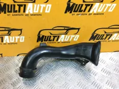 Патрубок воздушного фильтра Toyota Avensis T250