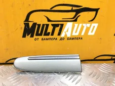 Накладка крыла передняя левая Mercedes E-Classe