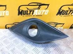 Накладка противотуманной фары передняя правая