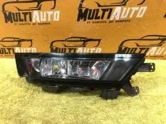 Фара противотуманная передняя правая Skoda Rapid 1