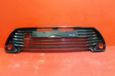 Решетка в бампер передняя Toyota Camry 55