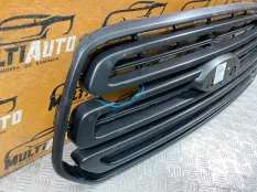 Решетка радиатора Ford Transit V363 2014-2020