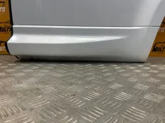 Накладка двери задняя левая Land Rover Range Rover