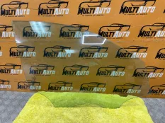 Стекло двери переднее правое Mercedes GLC X253