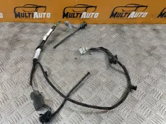 Проводка форсунок омывателя Toyota Land Cruiser