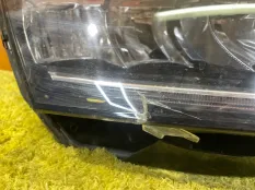 Фара передняя правая Skoda Octavia A8 2019-