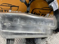 Дневной ходовой огонь передний левый Toyota
