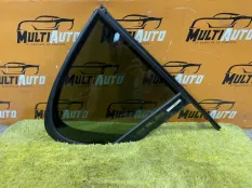 Форточка двери задняя правая BMW 7 Series G11