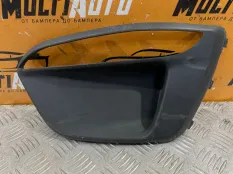 Накладка противотуманной фары передняя левая KIA