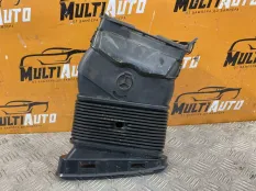 Воздуховод Mercedes CLS C257 OM 656.929 2018