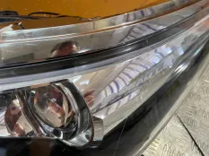 Фара передняя левая Toyota Fortuner 2 AN160