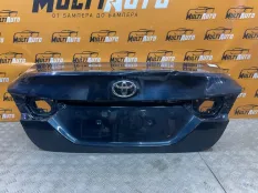 Крышка багажника Toyota Camry 70 2017-
