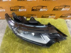 Фара передняя правая Mitsubishi Outlander 3