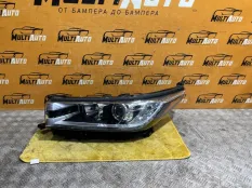 Фара передняя левая Toyota Highlander 3 XU50