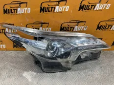 Фара передняя правая Toyota Fortuner 2 AN160