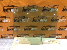 Стекло двери заднее правое Mercedes C classe W205