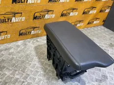 Подлокотник Hyundai Sonata 8 2.5 GDI G4KN 2021