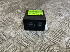 Разъем USB Hyundai Sonata 7 2.4 GDI G4KJ 2017-