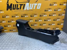 Консоль правый KIA Cerato 4 G4NH 2.0 MPI 2019